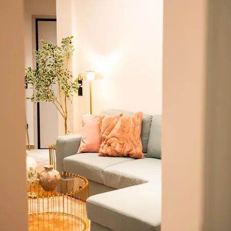 Iconic Luxury Ppg * Salonic